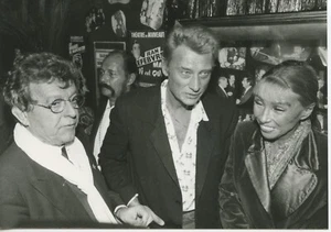HALLYDAY JOHNNY JOSE ARTUR RARE PHOTOGRAPHIE ARGENTIQUE PRESSE VERS 1970 - Picture 1 of 2