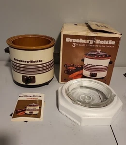 Vtg Crockery Kettle Slow Cooker Crock Pot 3.5 Qt Stoneware Almond USA Made - Picture 1 of 2