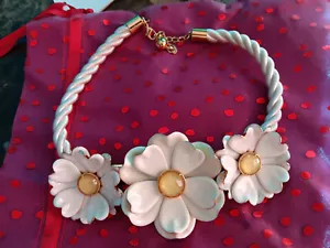 Kate Spade New York Gold Tone White Enamel flowers Necklace. - Picture 1 of 13
