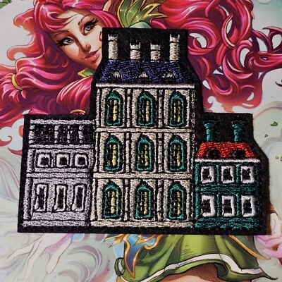 DIFFERENT SIZE BUILDINGS CHIMNEYS WINDOWS FELT STYLE P120 PATCH BADGE - Image 1 of 2