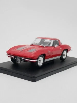 IXO 1:24 Chevrolet Corvette Stingray 1963 Diecast Car Model Metal Toy Vehicle - Image 1 of 4