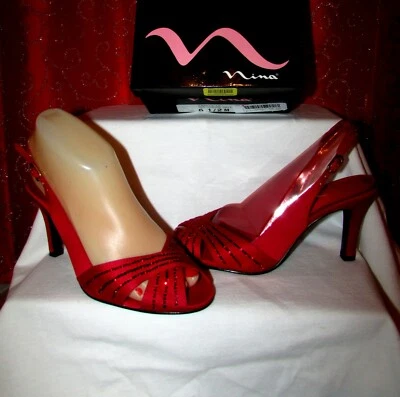NINA CAMILLE LS TALLA 6.5 ROJO BRILLO SIN CORDONES PEEP TOE ADORNADO VESTIDO TACONES USADOS EN EXCELENTE CONDICIÓN Foto 1 de 4