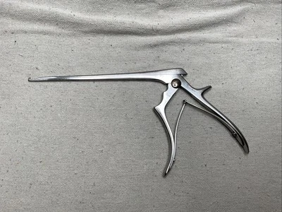 Rongeur cervical Codman Neuro 53-1513 corte ascendente 2 mm  Foto 1 de 4