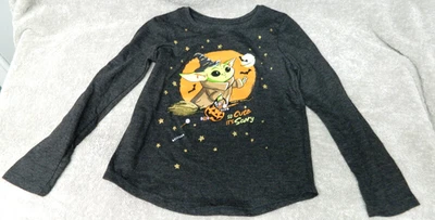 CAMISA MANGA LONGA GIRLS STAR WARS GROGU HALLOWEEN TAMANHO 6 - USADA G12 - Imagem 1 de 4