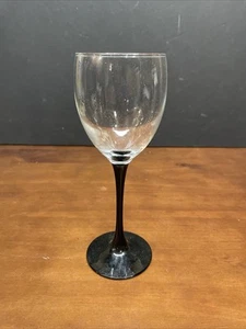 Copas de vino vintage de tallo negro Luminarc - Imagen 1 de 3