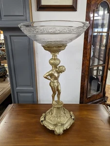 Elegante Bronze - Herzstück Schale aus geätztem Glas auf figürlichem Ständer - Bild 1 von 8