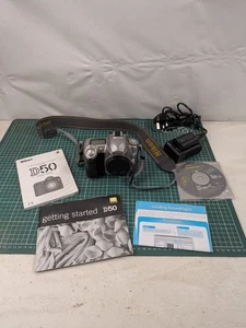Nikon Digitalkamera D50 Body, Kappe, Akku, MH-18a Ladegerät, silber, ohne Objektiv - Bild 1 von 17