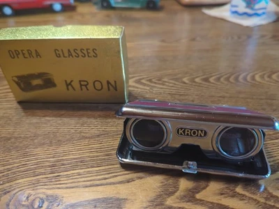 KRON OPERA GLASS MADE IN JAPAN FOLDING  GLASSES  VTG W/ BOX Clean & Working 2.5x - Image 1 of 4