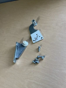 GENUINE OEM WHIRLPOOL REFRIGERATOR UPPER & LOWER FRENCH DOOR HINGE SET (RIGHT) - Picture 1 of 2
