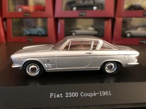Fiat 2300 Coupé 1961 Light Grey  - STARLINE MODELS 1:43 - Picture 1 of 4