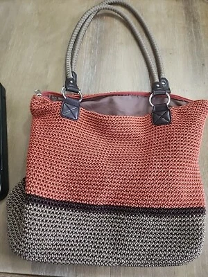 Bolsa de mão feminina Croft & Barrow de crochê branca bronzeada alça com zíper laranja bronzeado  - Imagem 1 de 4