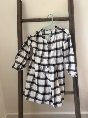 Carters 女孩长袖格子连衣裙带纽扣二手状况完好 — 第 1/3 张图片