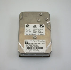 HP C2247 0950-2301 1-GB 5400RPM 50-Pin 3.5" SCSI Disk Drive - Picture 1 of 1