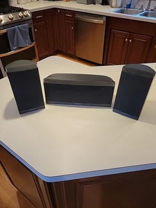 Onkyo altoparlanti audio surround Center SKS-HT20C e altoparlanti a 2 ripiani SKS-HT20 - Foto 1 di 10