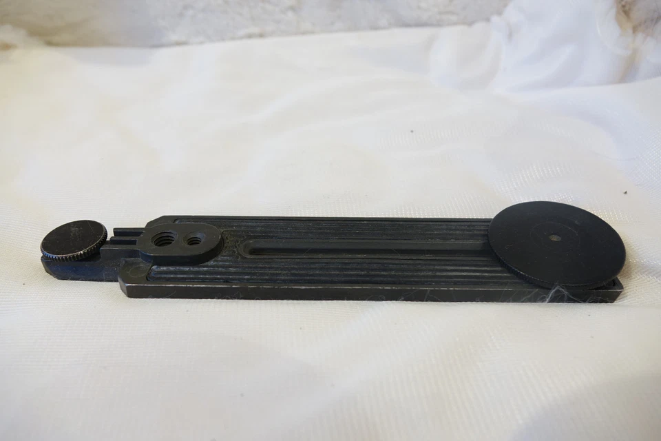 Metz Megablitz flashgun bracket-(32-36) 32 36 - Image 1 of 4