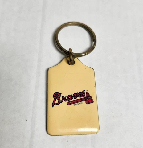 Vintage 1992 Atlanta Braves Keychain Key Chain Enamel Metal 2" Tall Tomahawk Cover