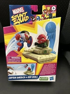 Mini figura de acción Capitán América vs Cráneo Rojo 2023 de Marvel Comics Stunt Squad - Imagen 1 de 1