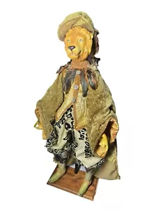 Vintage Lion Figurine With Green Velvet Cape & Hat On Wooden Base 25" - Picture 1 of 24