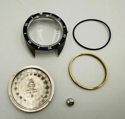 Rare Omega Seamaster 120m S/steel Divers Complete Mens Watch Case Ref. 135.027 - Image 1 of 4