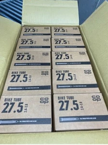 SET BESTEHEND AUS 2 -CO•OP Zyklen 27,5 x 2,4-2,8 Fahrradschläuchen mit Vollgewinde Presta Ventil - Bild 1 von 1