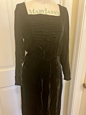 Hermoso vestido vintage de terciopelo de seda negro años 40 plisado canesú manga larga espalda baja Foto 1 de 4
