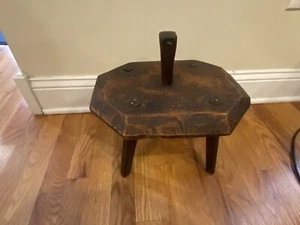 VINTAGE Primitive Handmade Wooden 3-LEGGED Milking Stool w UNIQUE CENTER HANDLE - Picture 1 of 11