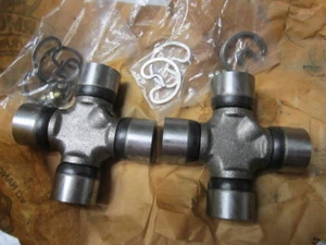 64 65 66 67 68 CHEVELLE MALIBU EL CAMINO UNIVERSAL JOINTS U JOINT U JOINTS PAIR - Picture 1 of 1