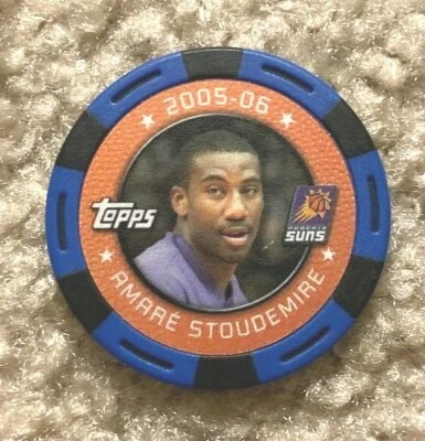 AMARE STOUDEMIRE 2005-06 TOPPS NBA POKER CHIP BLUE VERSION PHOENIX SUNS - Image 1 of 2
