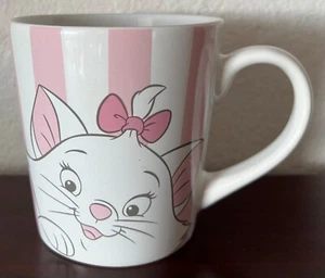 Taza de cerámica a rayas rosa y blanca Disney The Aristocats Marie 16 oz ¡Nueva con etiquetas! - Imagen 1 de 5
