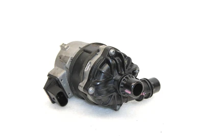 MOPAR 2017-2020 CHRYSLER PACIFIKA VOYAGER 68237841AA WATER COOLANT PUMP (NB71) - Image 1 of 2