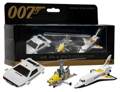 James Bond Collection, Space Shuttle, Little Nellie, Lotus Esprit Corgi TY99283 - Image 1 of 4