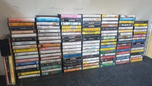lot 120 MC AUDIOCASSETTES VARIOUS GENRES - Picture 1 of 8