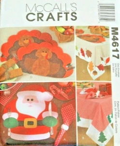 McCall's 4617 Thanksgiving / Christmas Tablecloth Placemat Napkin (Santa Turkey) - Picture 1 of 3