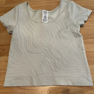 Athleta Girl Crop Top Large 14 Color Mint - Picture 1 of 5