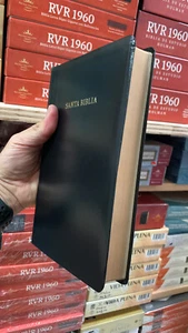 BIBLIA CLASICA CON REFERENCIAS REINA VALERA CLASICA 1909 PIEL IMITACION - Bild 1 von 10