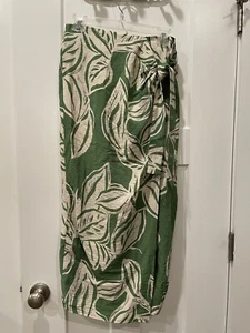 Rachel Zoe Halstuch Midi Rock tropisches Laub Druck grün und cremefarben Größe Small - Bild 1 von 6
