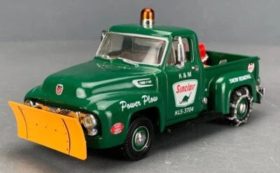1:43 Matchbox 1954 Ford F100 Sinclair Oil Snow Plow Pickup D1183 - Image 1 of 4