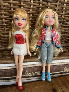 Bratz MGA 2010 Lot of 2 Chloe Dolls - Holiday outfit - Bild 1 von 4