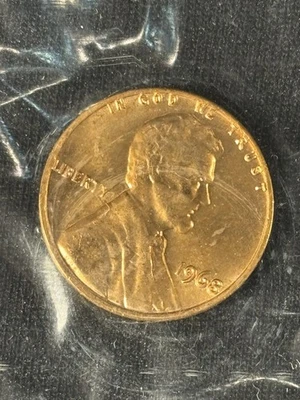 1968 Lincoln Memorial Cent IN MINT CELLO Classic American 1c Coin - Image 1 of 4