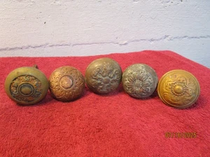 Menge 5 Sammler/gemischte Vintage verzierte viktorianische Messing/Bronze Türklinken - Bild 1 von 6