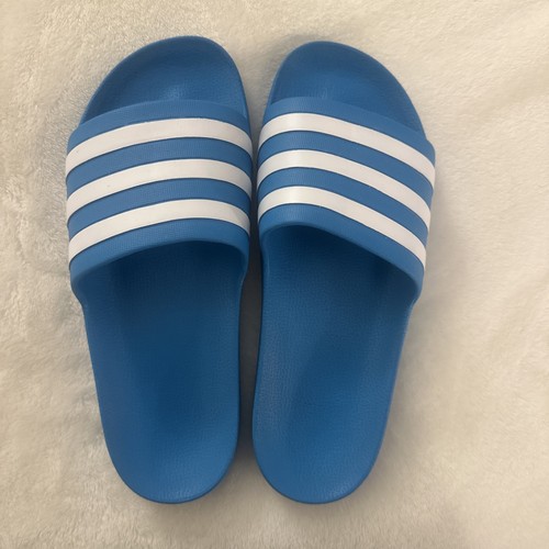Sandali calcio Adidas donna taglia 10. Indossato una volta.