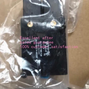 1PCS Brand NEW solenoid valves offset M2.184.1131/05 JMEBH-4/2-QS-6-SA - Picture 1 of 4