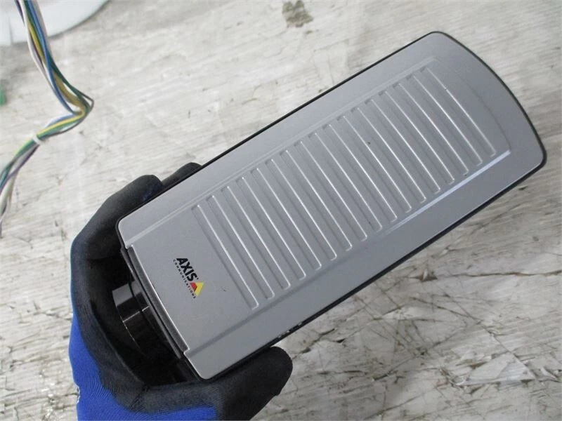 0303-001 - AXIS Q1755 1080i/720p Network Security Camera - Image 1 of 4