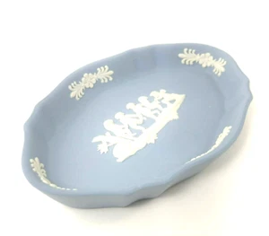 Wedgwood Blue Porcelain Made in England GM 4.5" L x 3.25" W Cherub Trinket Dish - Picture 1 of 5