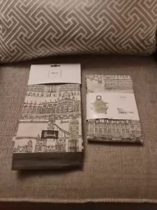 Harrods Brompton 2 Tea Towel Set And Brompton Apron *LOVELY* ☆BRAND NEW + TAGS☆ - Picture 1 of 13