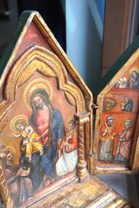 Antico trittico in legno altarino icona da viaggio Madonna e Santi altar XVIII° - Foto 1 di 17