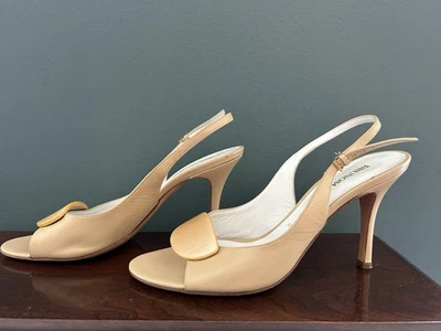 Женские винтажные нейтральные каблуки Bruno Magli 38,5 красивые! - Изображение 1 из 4