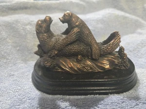 cast bronze Mom/baby Seal sculpture - Picture 1 of 5