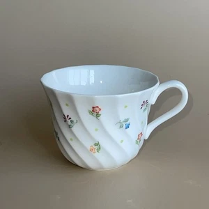 Wedgwood Bone China Cascade - Teacup - 69153G Made In England - Picture 1 of 10