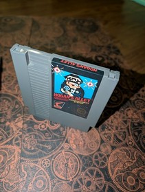 Nintendo Hogan's Alley (NES, NTSC-U/C, 1985) w/ Nintendo sleeve & manual